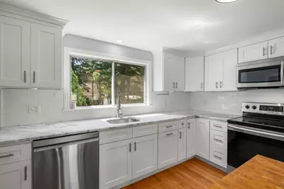 164 East Main St, Hopkinton, MA 01748 - Photo 9