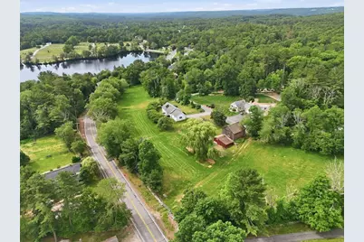 11 James Rd, Upton, MA 01568 - Photo 1