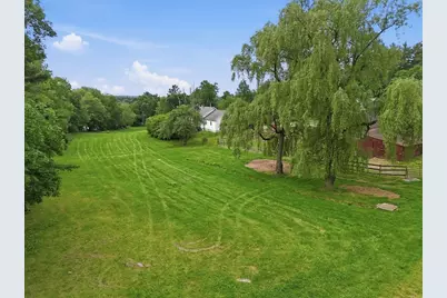 11 James Rd, Upton, MA 01568 - Photo 5