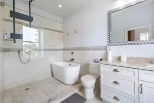 40 Thomas Pk, Boston, MA 02127 - Photo 29