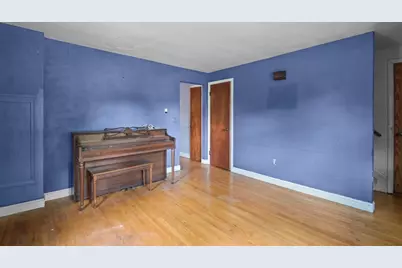 119-121 Rounds Ave, East Providence, RI 02915 - Photo 5