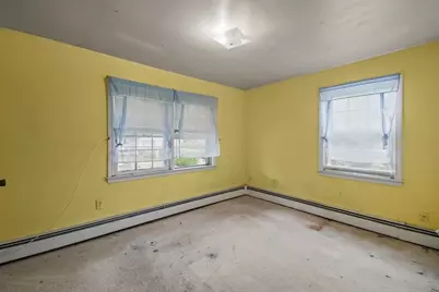 119-121 Rounds Ave, East Providence, RI 02915 - Photo 9