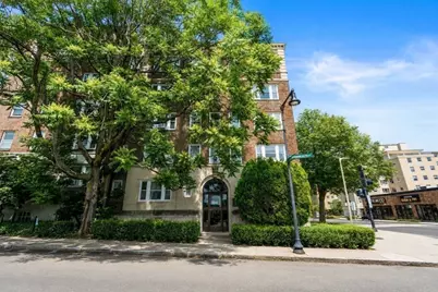 1607 Commonwealth Ave #24, Boston, MA 02135 - Photo 9