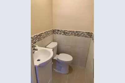 161 Walnut St #1, Newton, MA 02460 - Photo 31
