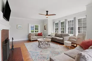 38 Oxford St, Springfield, MA 01108 - Photo 7
