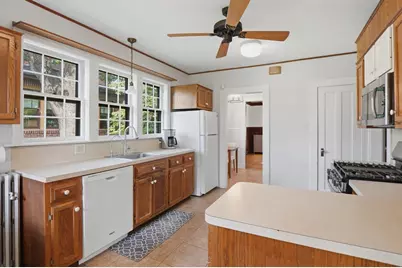 38 Oxford Street, Springfield, MA 01108 - Photo 15