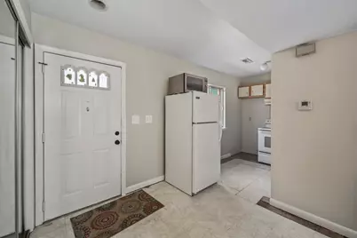 235 Lake St #D, Weymouth, MA 02189 - Photo 5