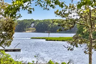 77 Ennsbrook Dr, Falmouth, MA 02536 - Photo 5