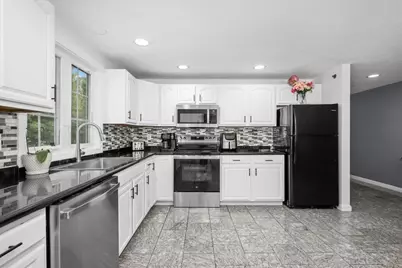 1 Hatfield St #7, Worcester, MA 01604 - Photo 5