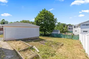 334 Sea St, Quincy, MA 02169 - Photo 25