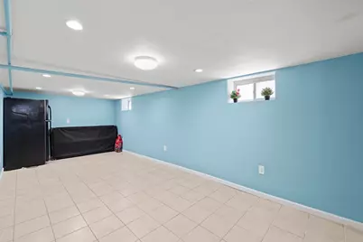 334 Sea St, Quincy, MA 02169 - Photo 19