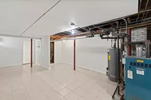 334 Sea St, Quincy, MA 02169 - Photo 23