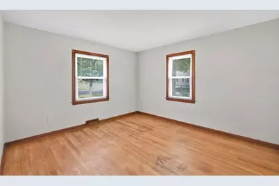 232 Almira Rd, Springfield, MA 01119 - Photo 17