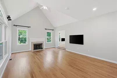 45 Johnson Dr, Holliston, MA 01746 - Photo 9