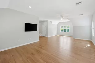 45 Johnson Dr, Holliston, MA 01746 - Photo 21