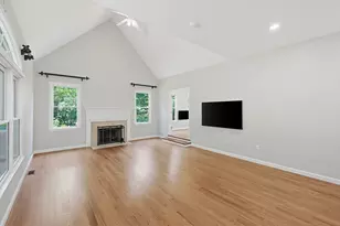 45 Johnson Dr, Holliston, MA 01746 - Photo 11