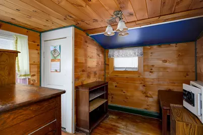 132 Eagle St, Ware, MA 01082 - Photo 7