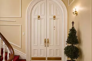 105 Beacon St, Boston, MA 02116 - Photo 9