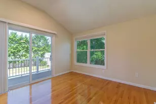 123 Mallard Cir, Agawam, MA 01001 - Photo 9