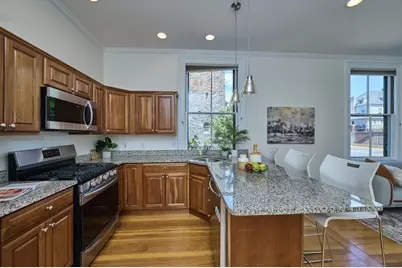 400 Broadway #3, Somerville, MA 02145 - Photo 7