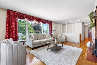38 Robinhood Rd, Winchester, MA 01890 - Photo 7