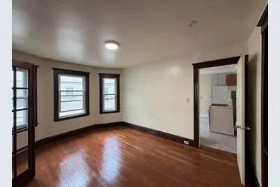 1017-1019 Canterbury St #2, Boston, MA 02131 - Photo 3