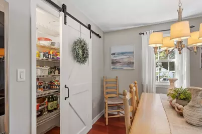 2 Pleasant Avenue, Chelmsford, MA 01824 - Photo 11