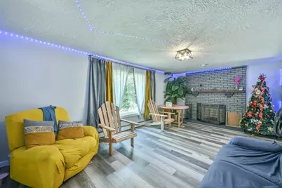 48 Central St, Auburn, MA 01501 - Photo 7
