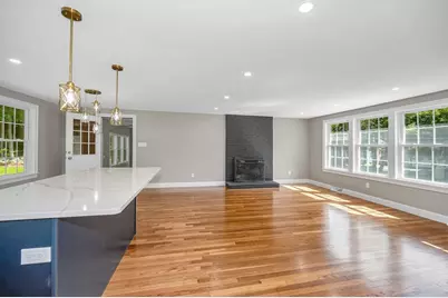 8 Galloway Rd, Chelmsford, MA 01824 - Photo 9