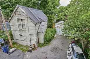 74-76 Poplar, Boston, MA 02131 - Photo 23