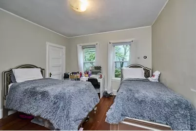 74-76 Poplar, Boston, MA 02131 - Photo 9