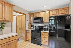 9 Nathaniel Way, Belchertown, MA 01007 - Photo 17