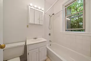 1625 Commonwealth Ave, Boston, MA 02135 - Photo 11