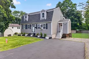 71 Whittier St, Haverhill, MA 01830 - Photo 1