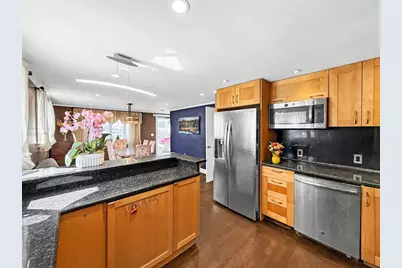 32 Fenley St, Revere, MA 02151 - Photo 13