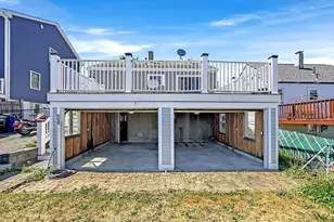 32 Fenley St, Revere, MA 02151 - Photo 33