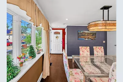 32 Fenley St, Revere, MA 02151 - Photo 9