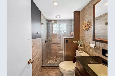 32 Fenley St, Revere, MA 02151 - Photo 15