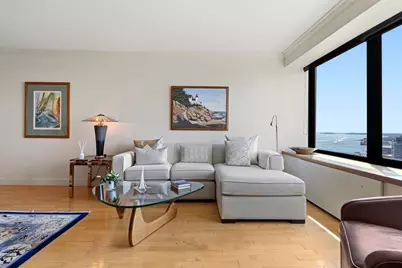 65 E India Row #26G, Boston, MA 02110 - Photo 3