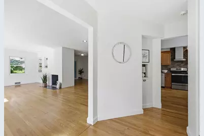 31 Lowell Ave, Westfield, MA 01085 - Photo 15