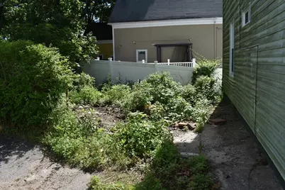43-45 Arnold St, Methuen, MA 01844 - Photo 7