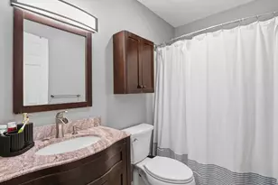 84 Tennis Plaza Rd, Dracut, MA 01826 - Photo 13
