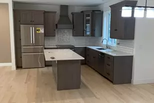 17 Stone Ridge Dr, Northampton, MA 01060 - Photo 5