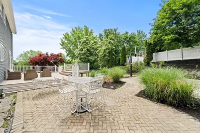 8 Woods Hill Cir, Woburn, MA 01801 - Photo 35