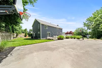 8 Woods Hill Cir, Woburn, MA 01801 - Photo 37