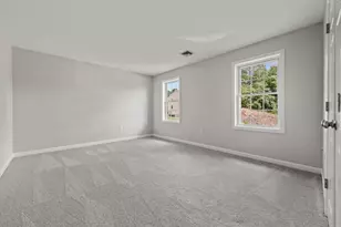 8 Woods Hill Cir, Woburn, MA 01801 - Photo 25
