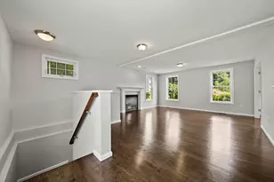 8 Woods Hill Cir, Woburn, MA 01801 - Photo 15