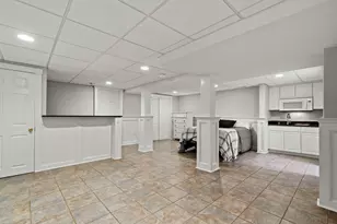 8 Woods Hill Cir, Woburn, MA 01801 - Photo 31