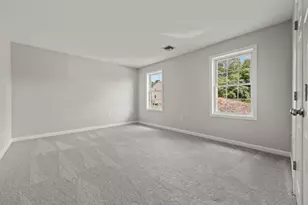 8 Woods Hill Cir, Woburn, MA 01801 - Photo 25