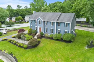 8 Woods Hill Cir, Woburn, MA 01801 - Photo 3